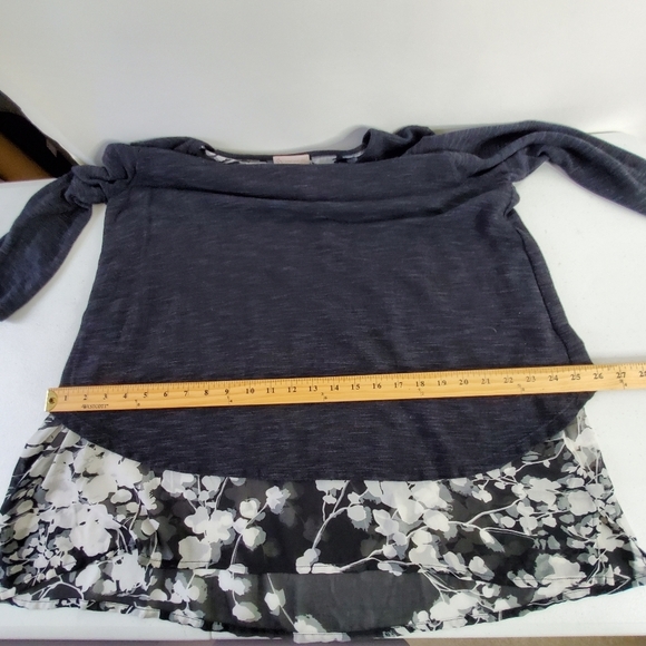 Layered Tiered Floral Hem Tunic Size 2X Mixed Media Knit Pullover Scoop Neck Top - Picture 7 of 11